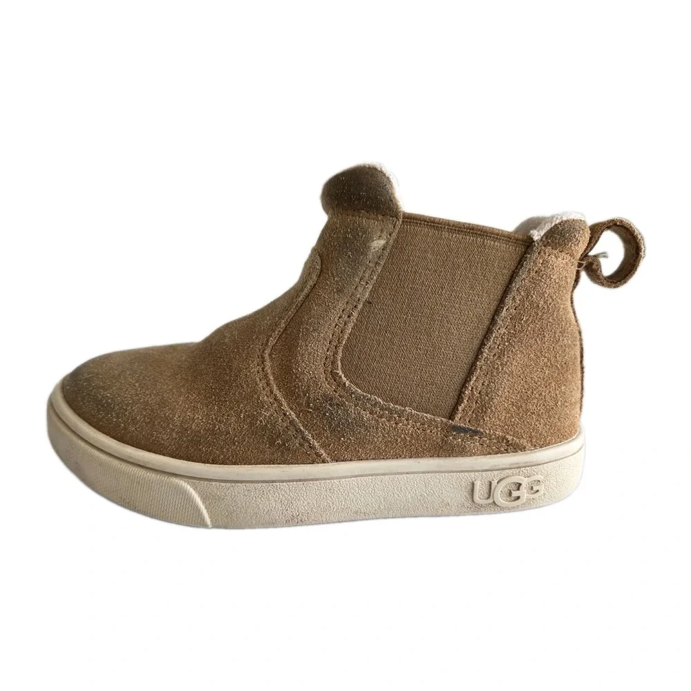 UGG convenient cozy